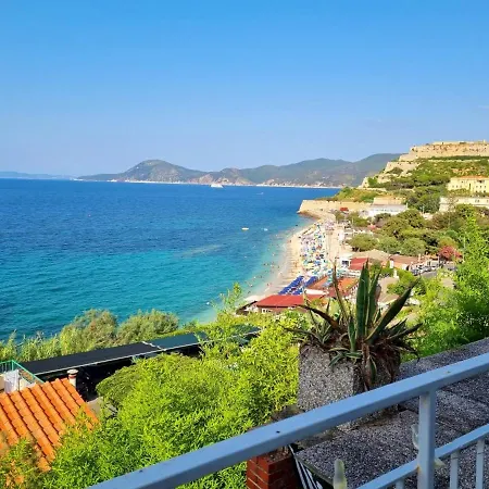 La Terrazza Sulle Ghiaie - Goelba Apartmán *